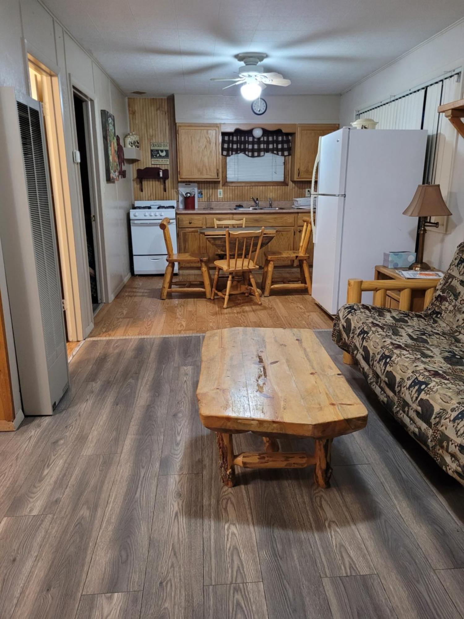 Outpost Motel On The River Dolores 외부 사진