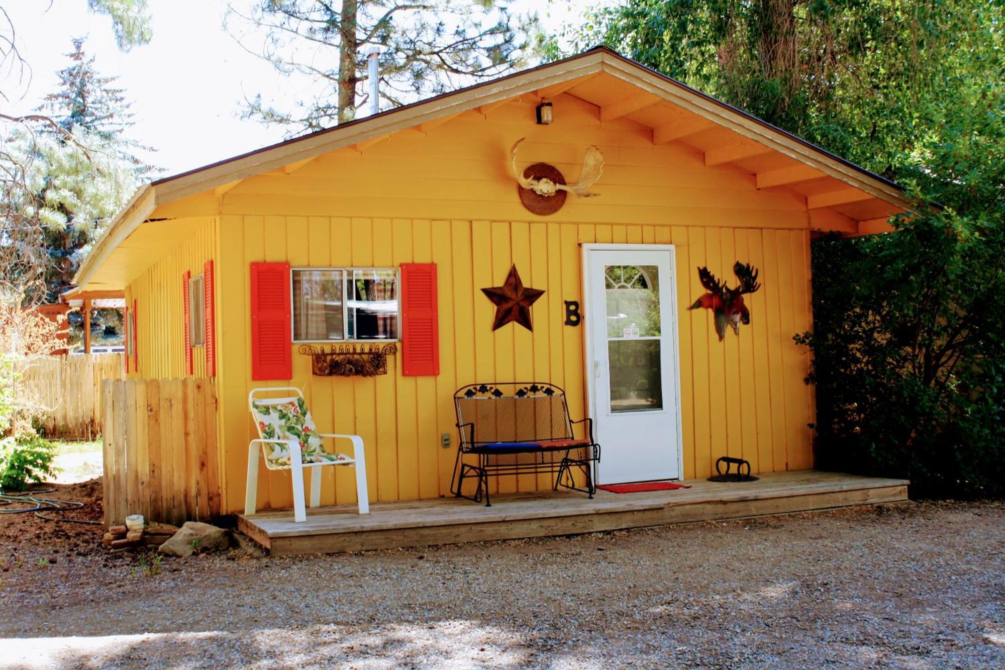 Outpost Motel On The River Dolores 외부 사진